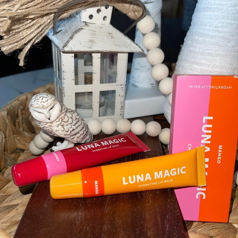 LUNA MAGIC BEAUTY Hydrating Lip balm Mango/Cherry